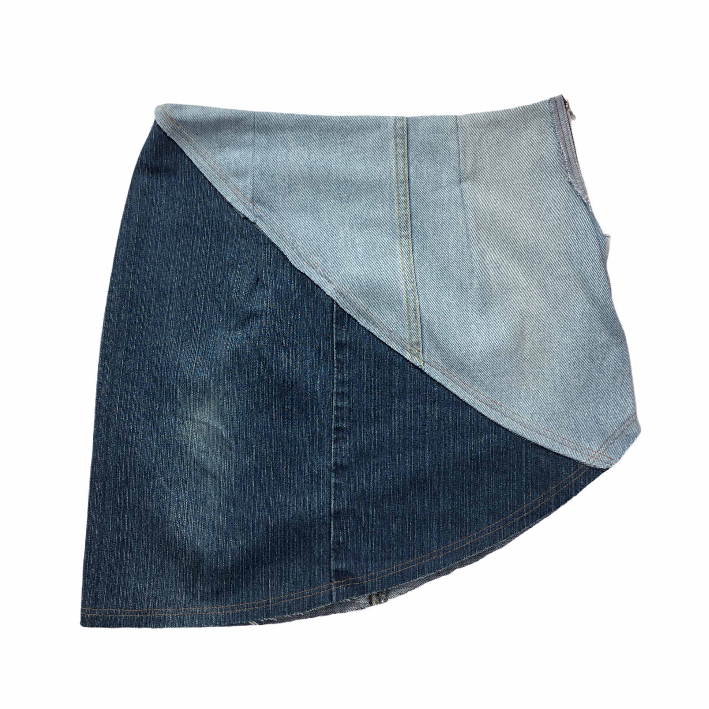 EMMA Diagonal Short Skirt 004